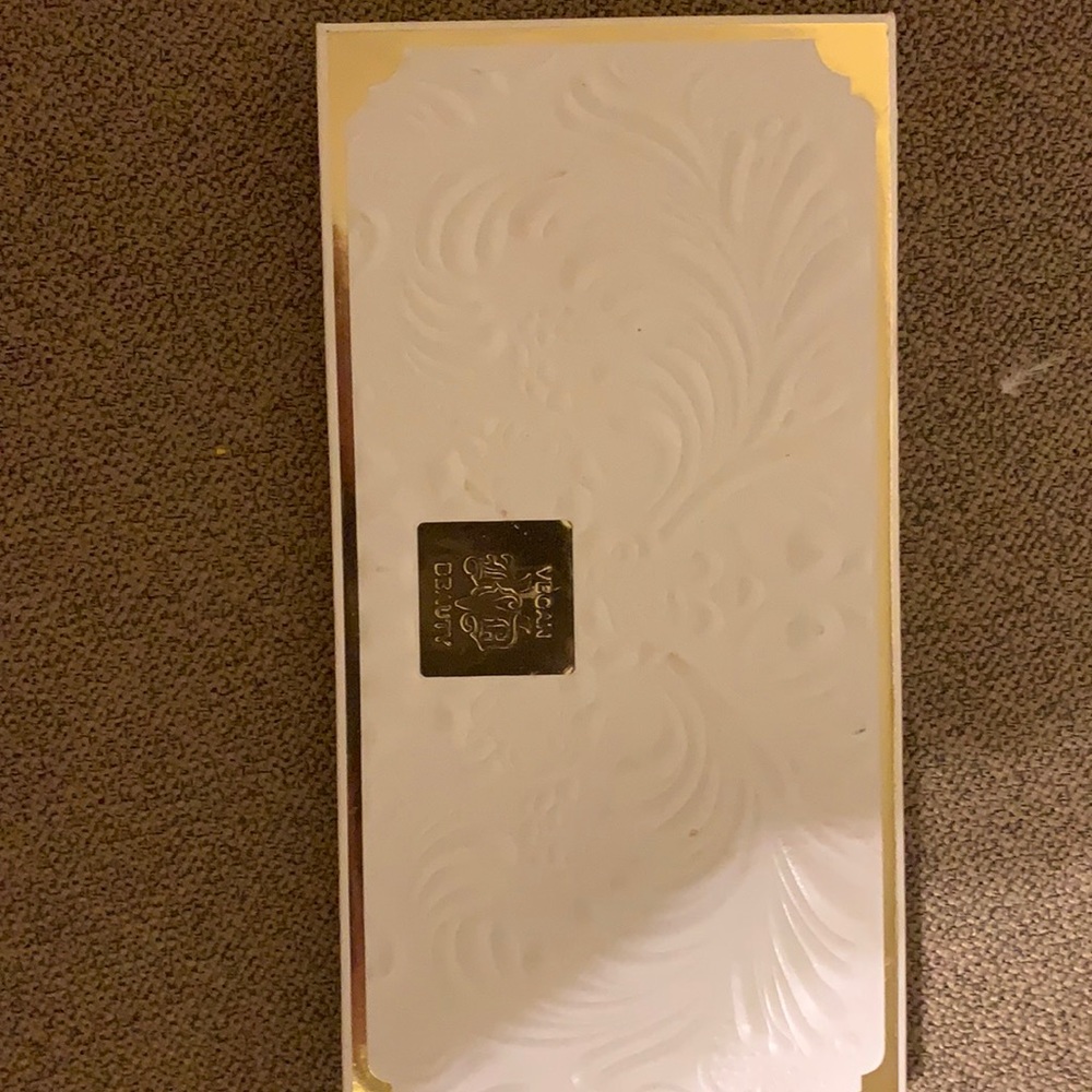 Kat von d palette